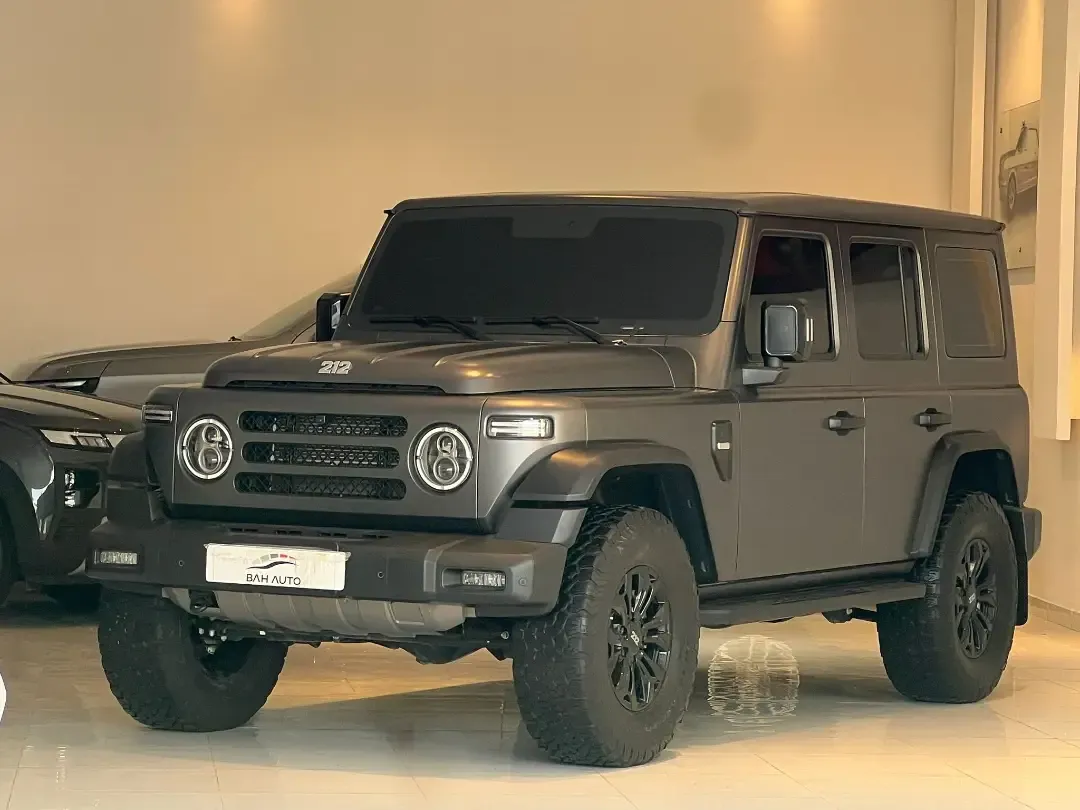 2026 212 BLACK EDITION T1 BLACK EDITION T1