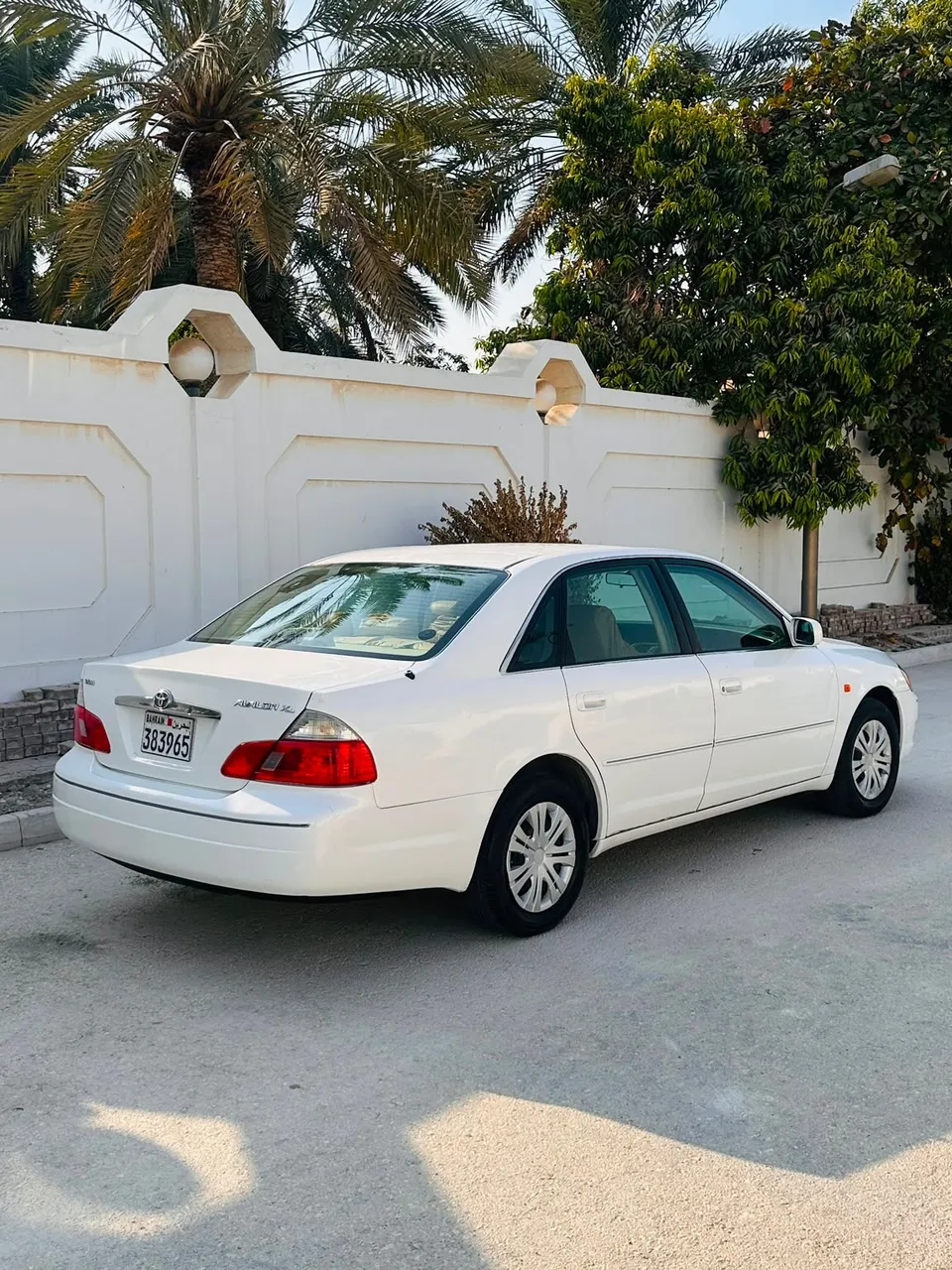 2003 Toyota Avalon Mid Option