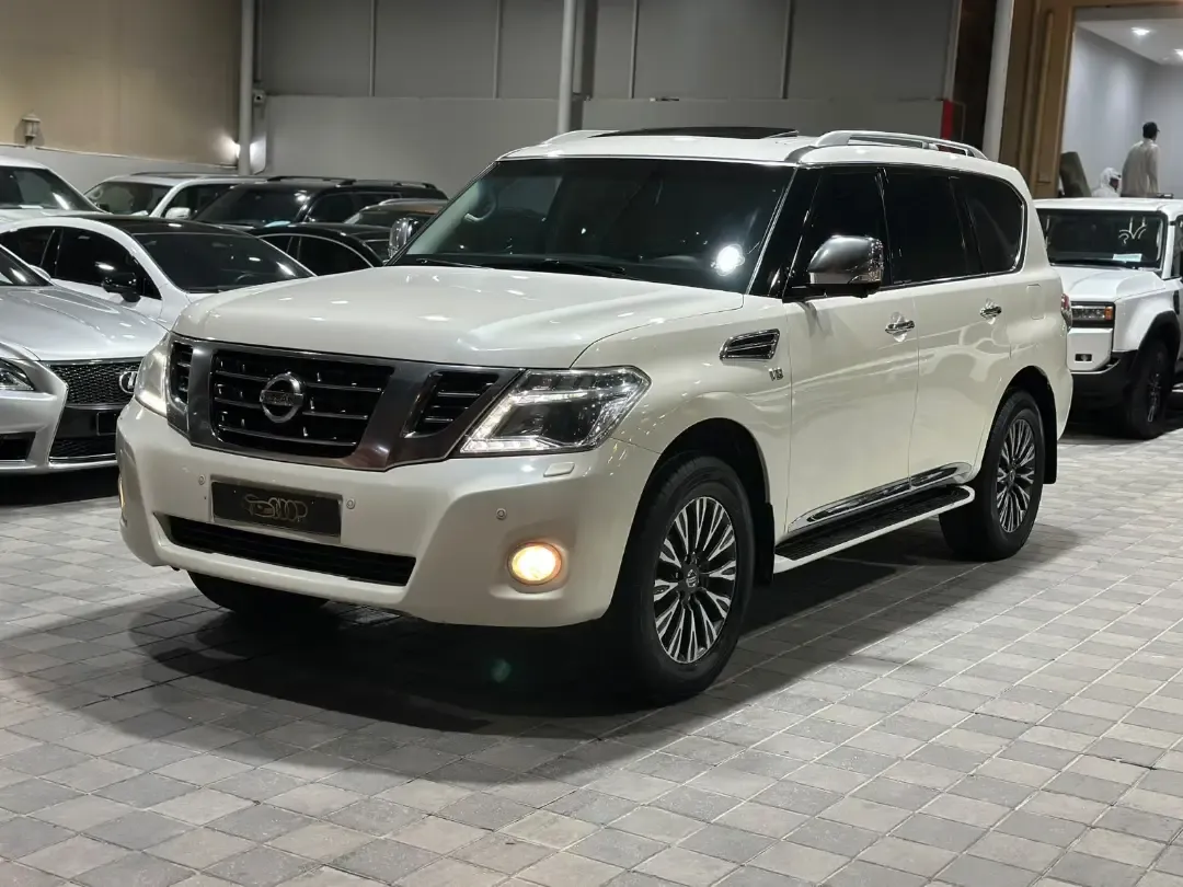 2014 Nissan Patrol LE Platinum