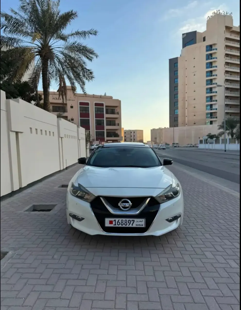 2016 Nissan Maxima SR2