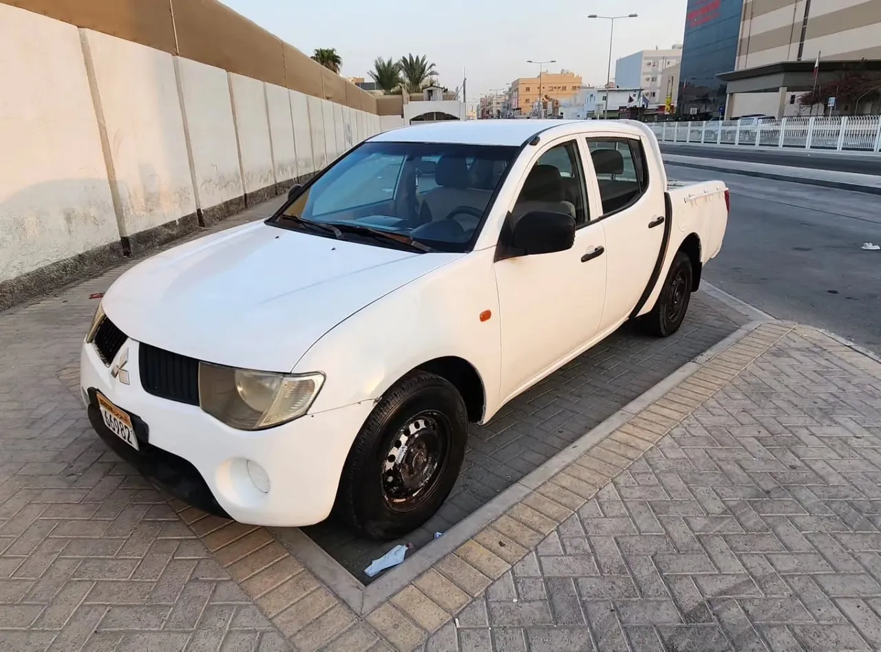 2008 Mitsubishi L200
