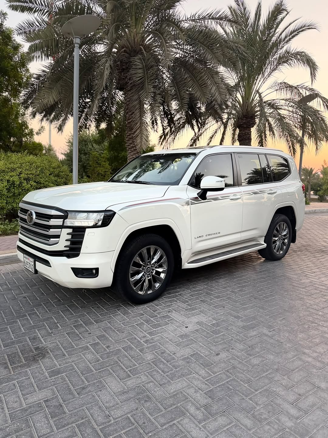 2023 Toyota Land Cruiser GXR