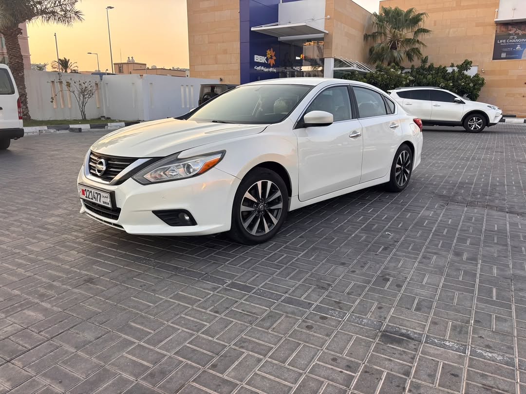 2017 Nissan Altima SV