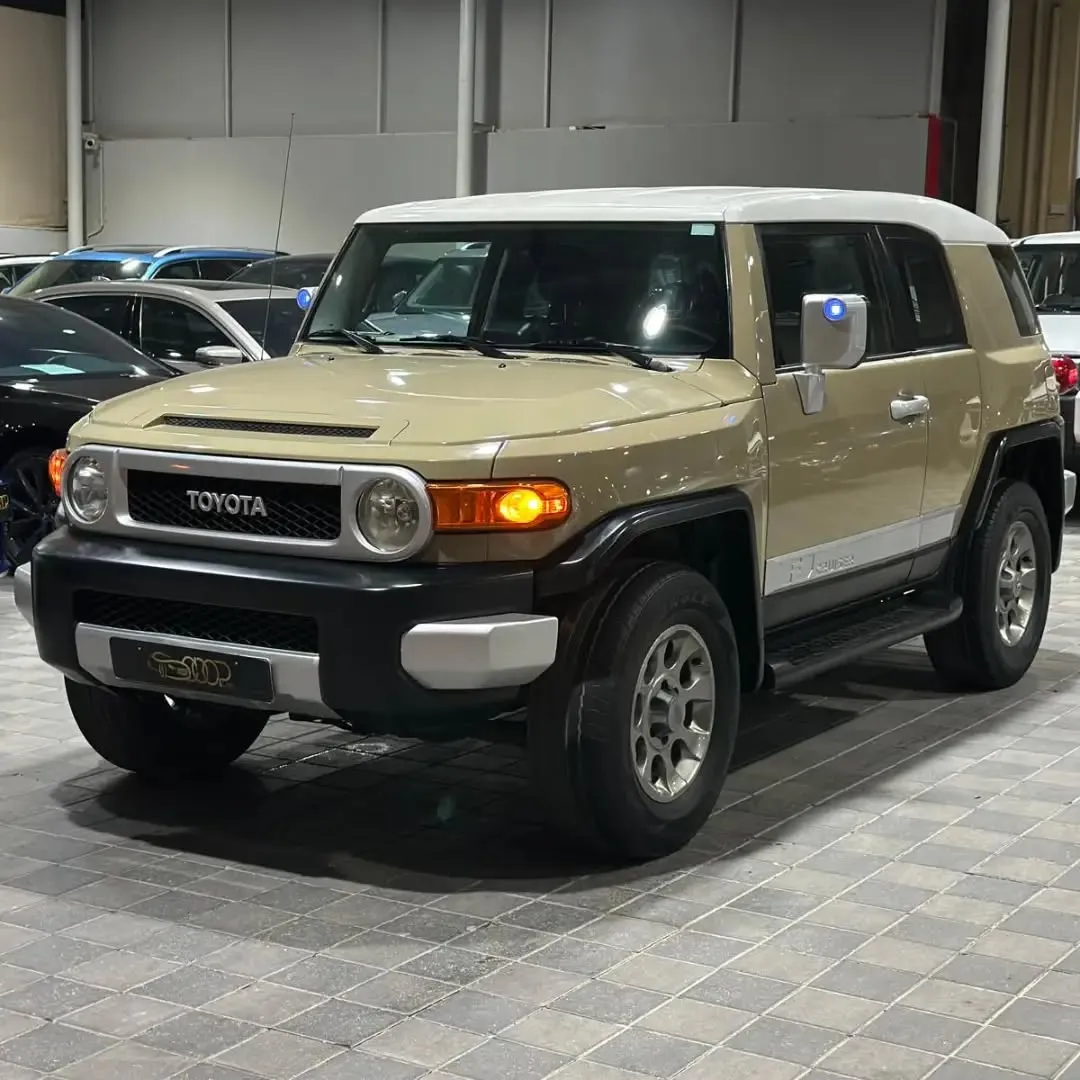 2012 Toyota FJ