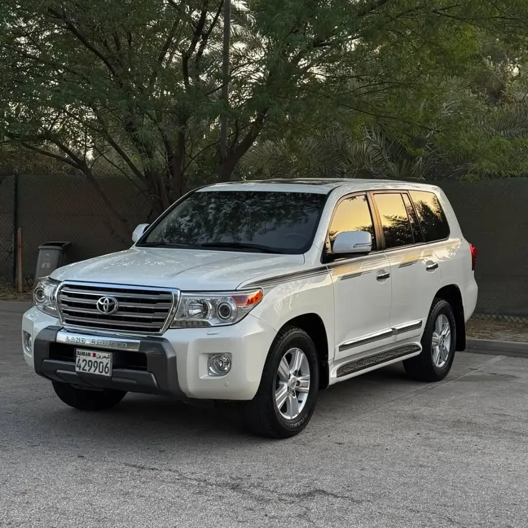 2012 Toyota Land Cruiser GXR