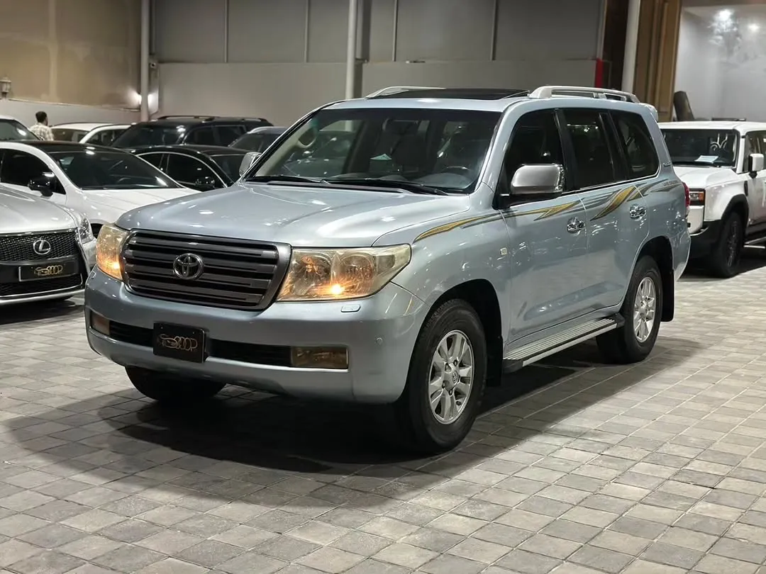 2011 Toyota Land Cruiser GXR