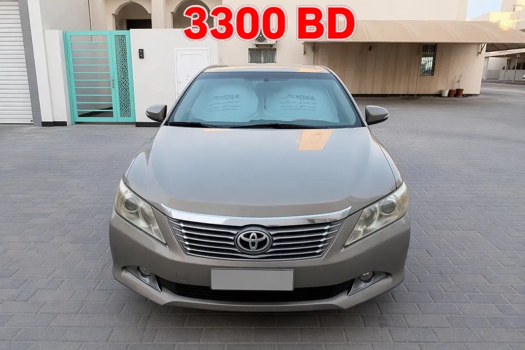 2012 Toyota Aurion