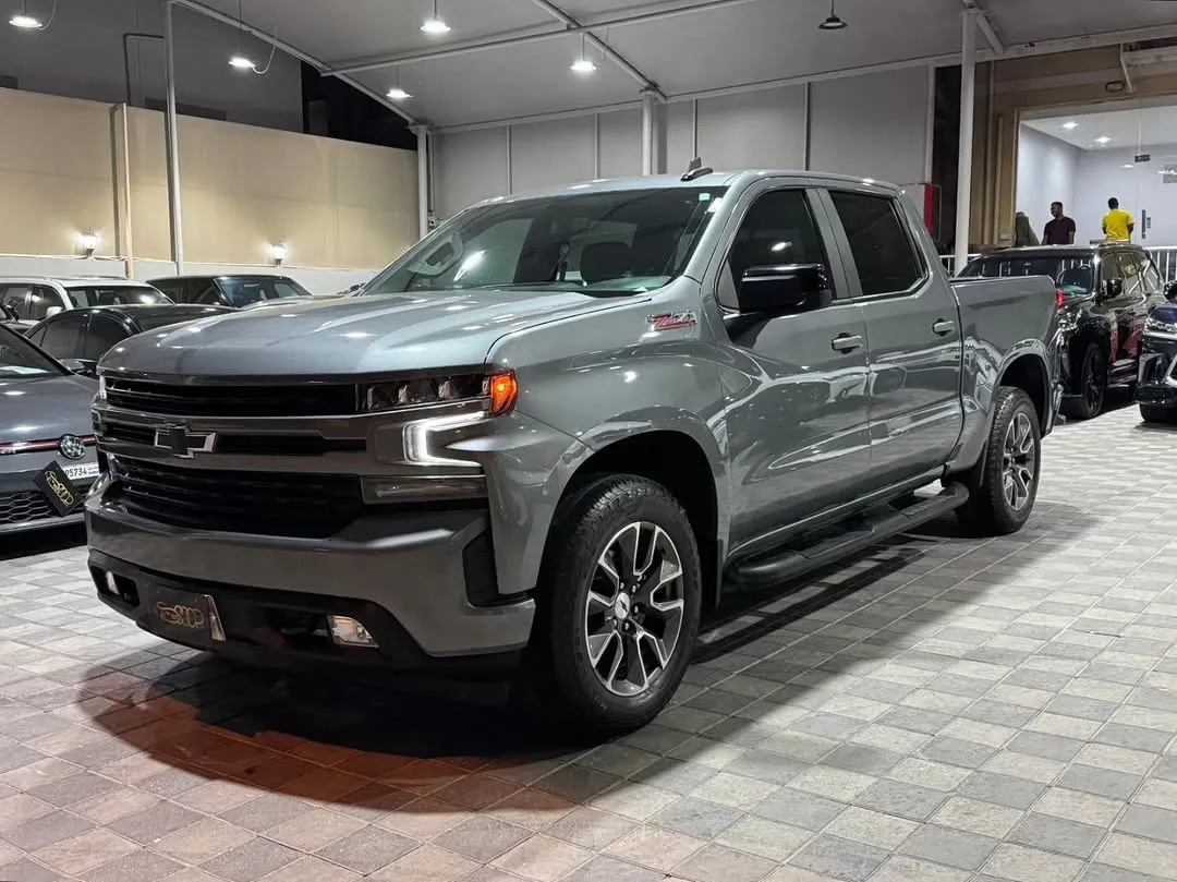 2021 Chevrolet Silverado LT Z71 4X4