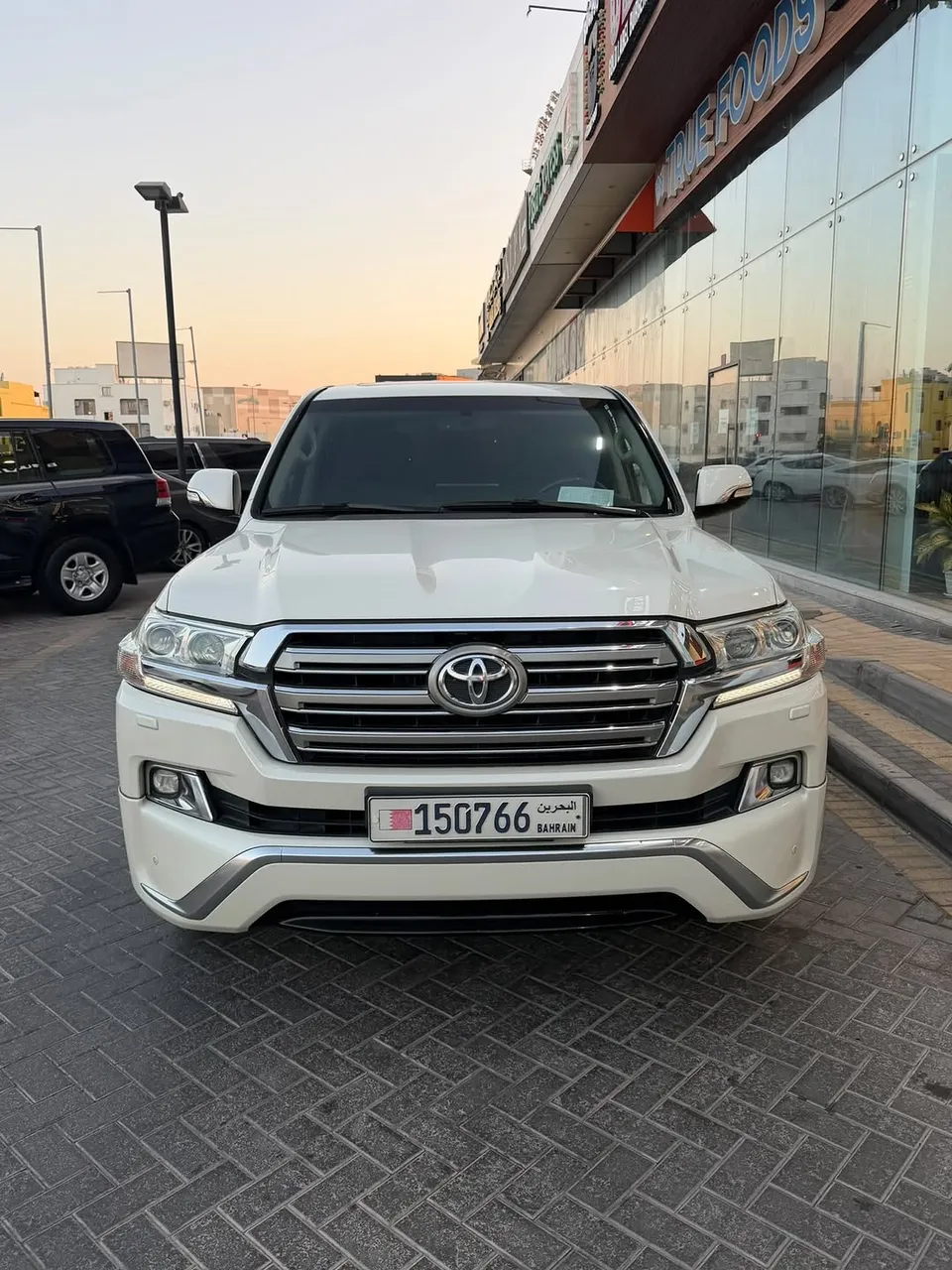 2018 Toyota Land Cruiser GXR