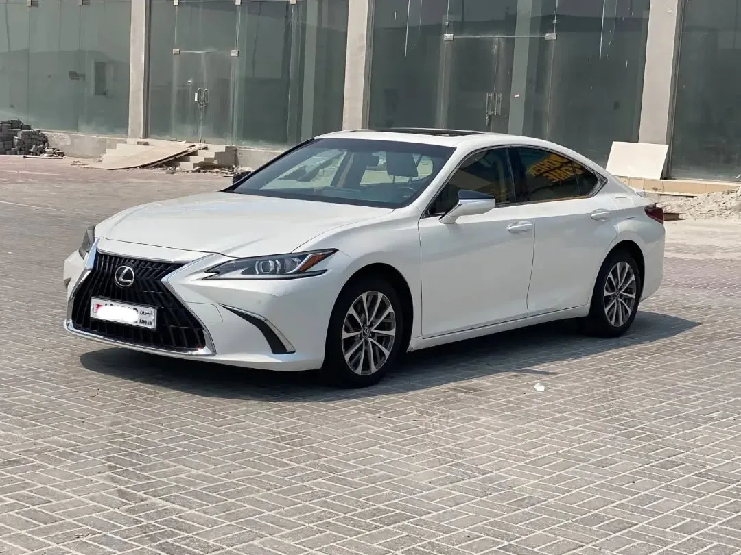 2023 Lexus ES 300h