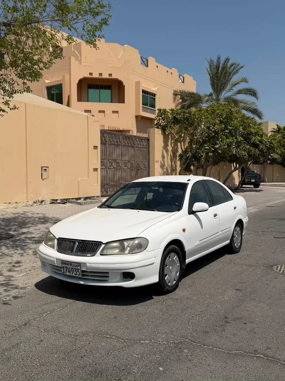 2002 Nissan Sunny