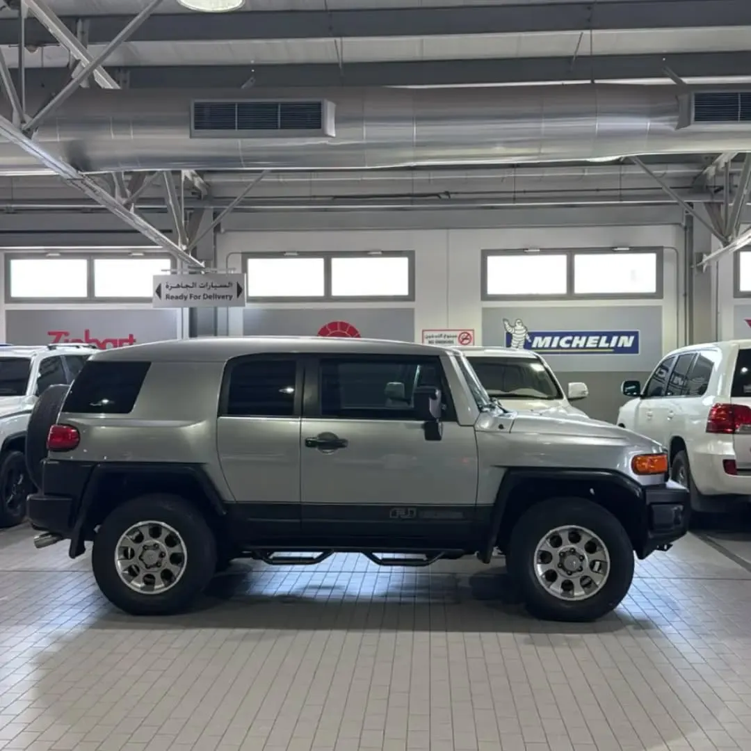 2012 Toyota FJ