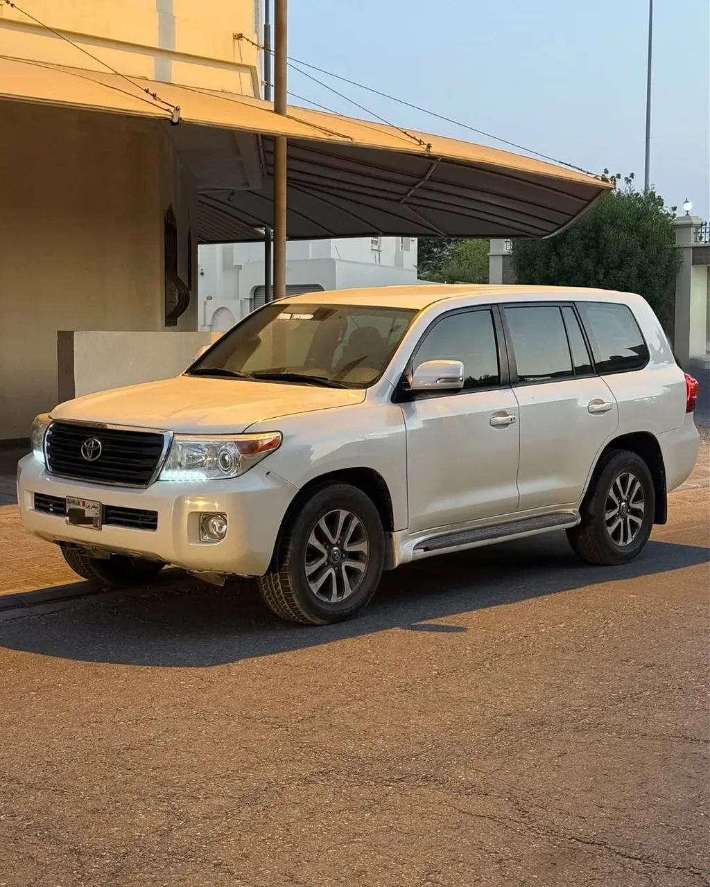 2013 Toyota Land Cruiser GXR