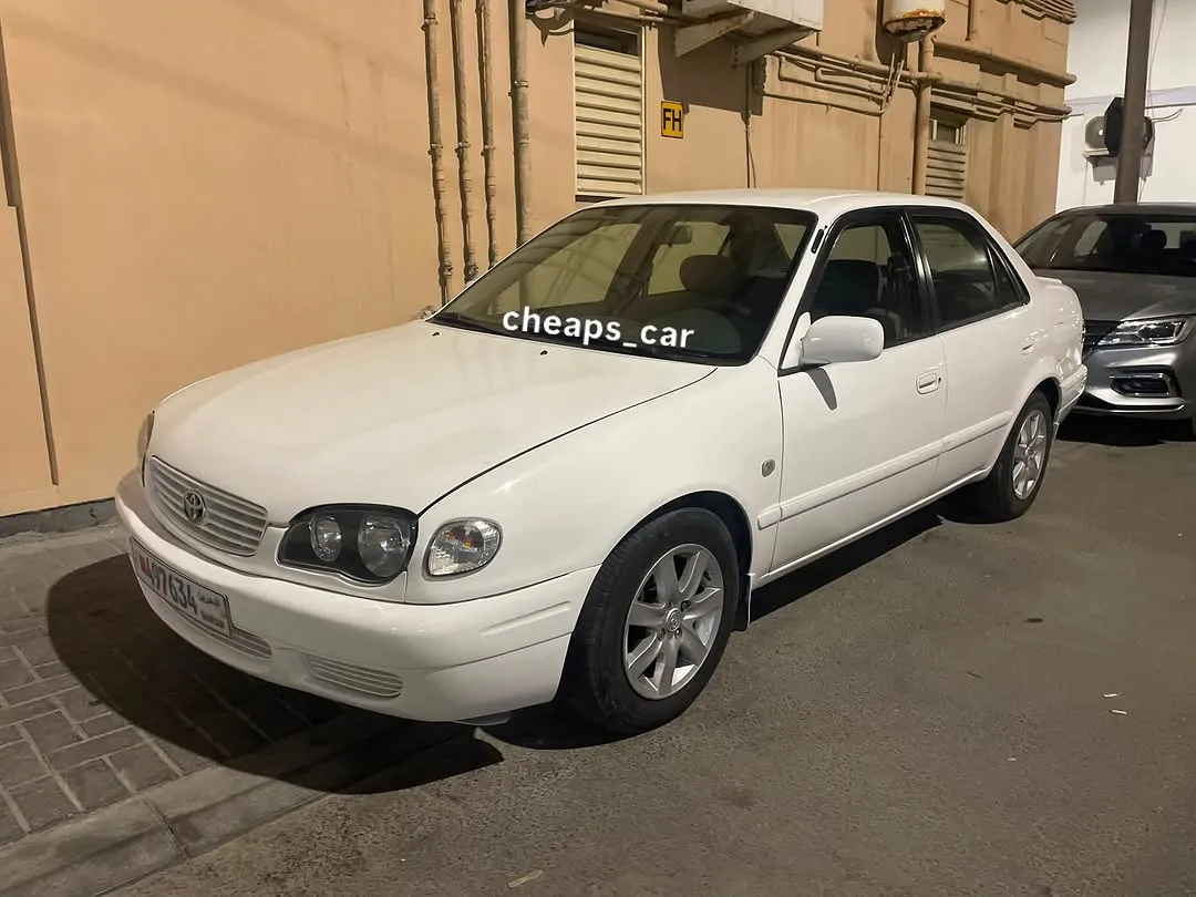 2000 Toyota Corolla