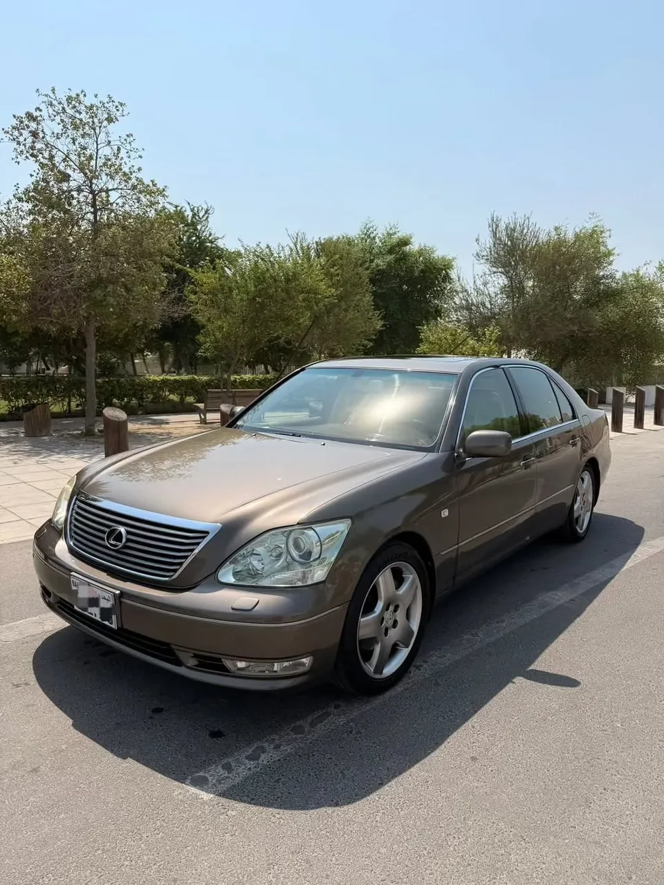 2004 Lexus LS 430
