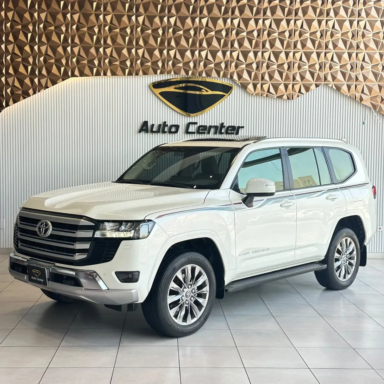 2024 Toyota Land Cruiser GXR