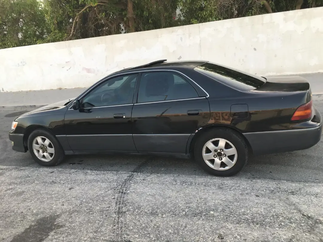 1996 Lexus ES 300