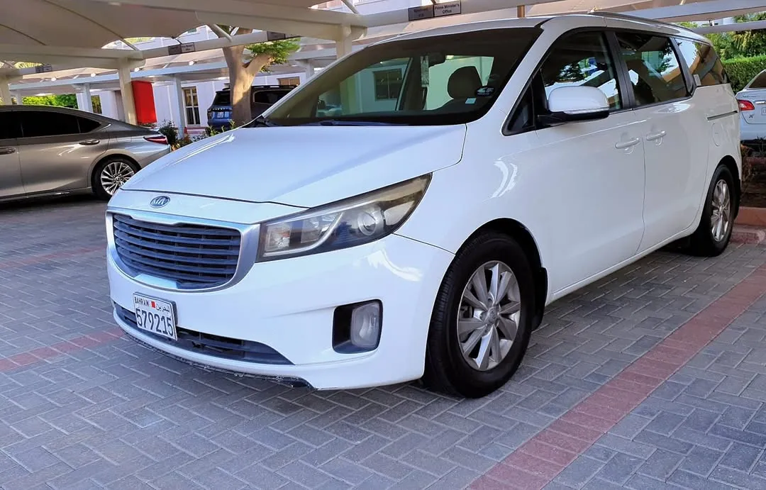 2016 Kia Carnival Standard
