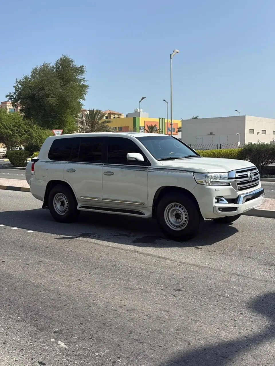 2016 Toyota Land Cruiser