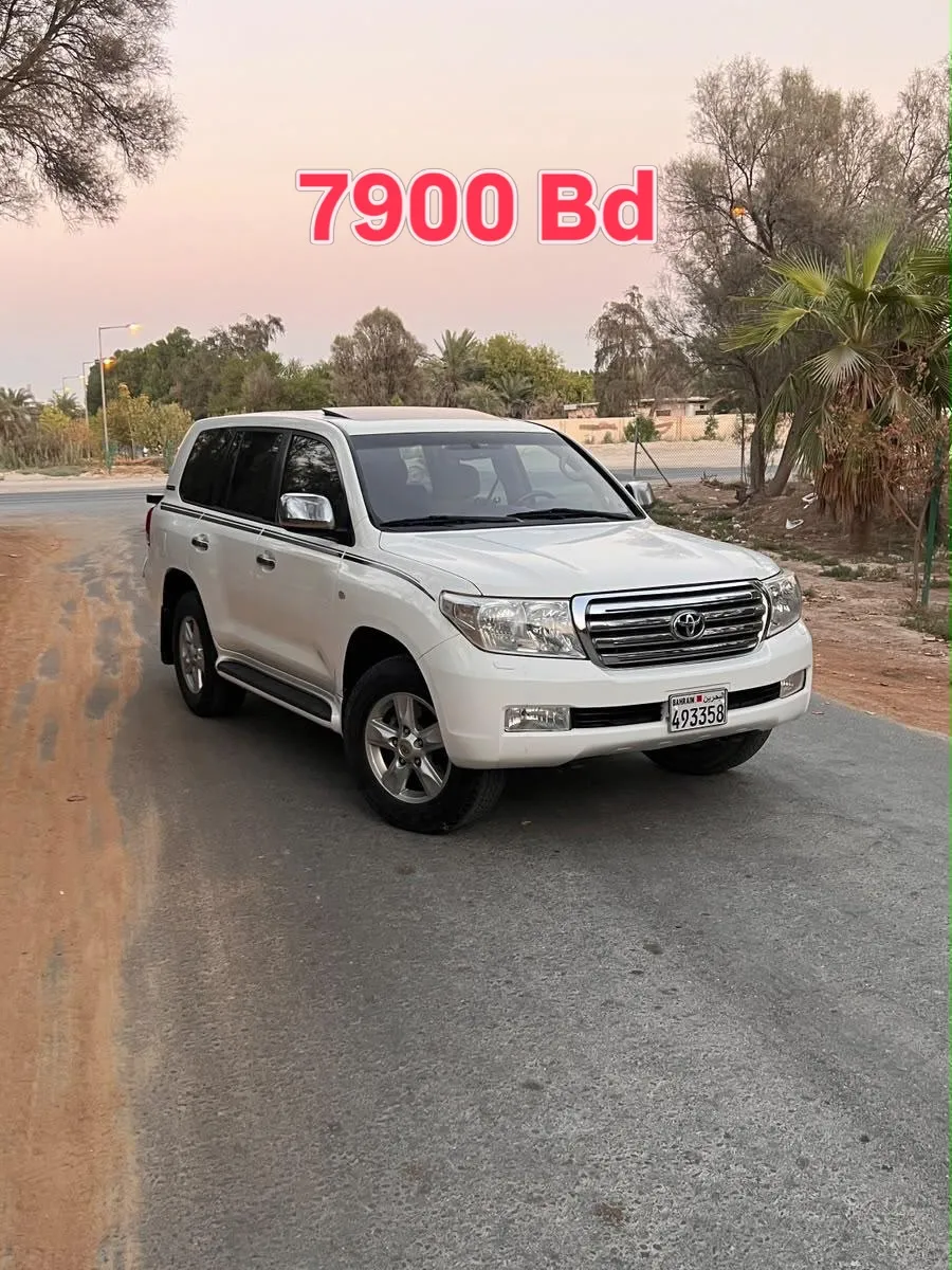 2011 Toyota Land Cruiser VXR