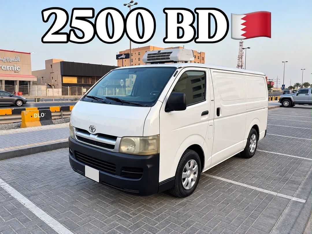 2005 Toyota Hiace Cargo