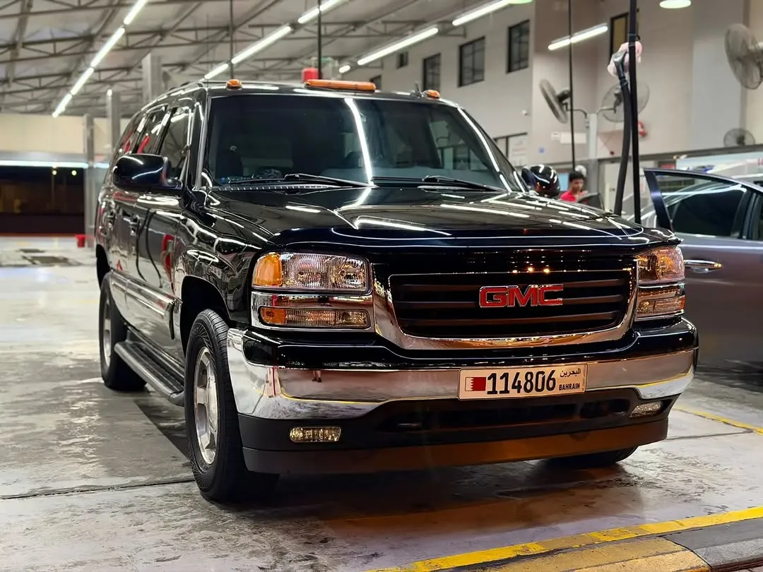 2006 GMC Yukon VIP Number One, double