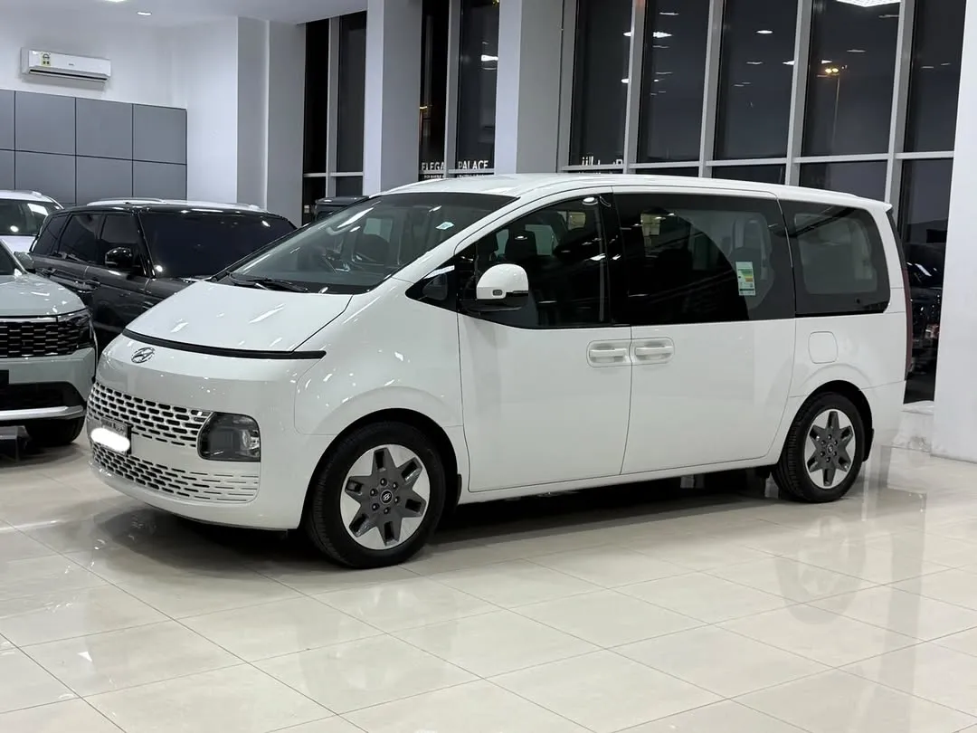 2023 Hyundai Staria 3.5