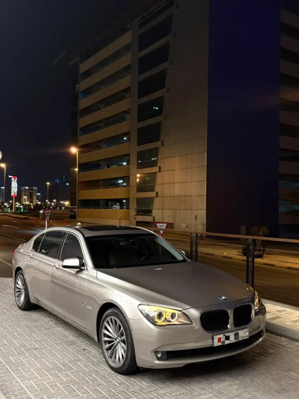 2012 BMW 7 Series 740Li