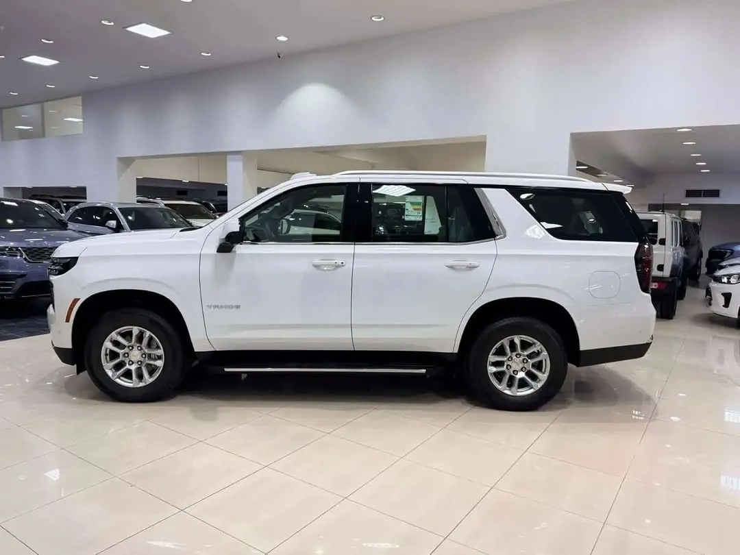 2025 Chevrolet Tahoe LS