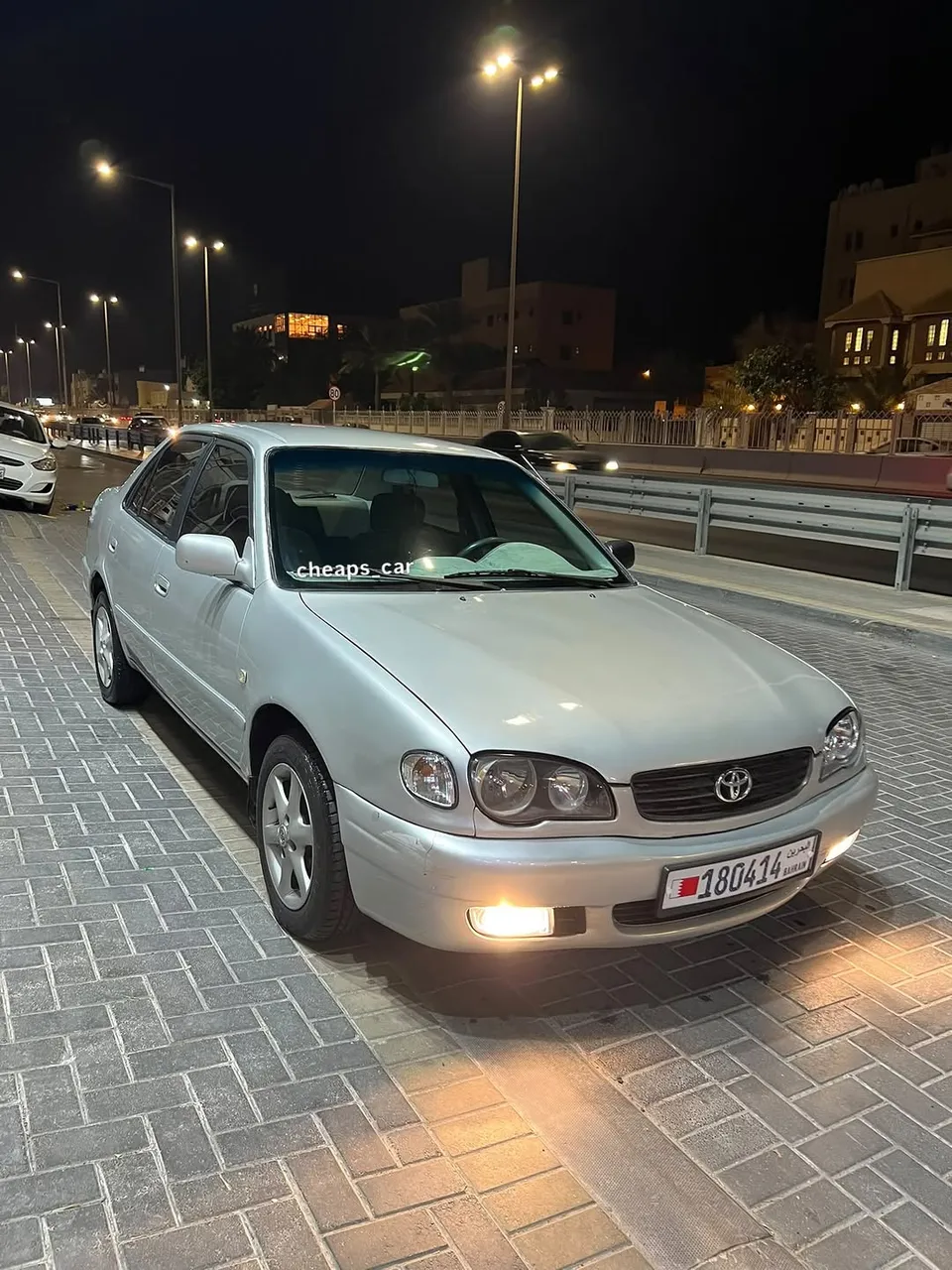 2000 Toyota Corolla