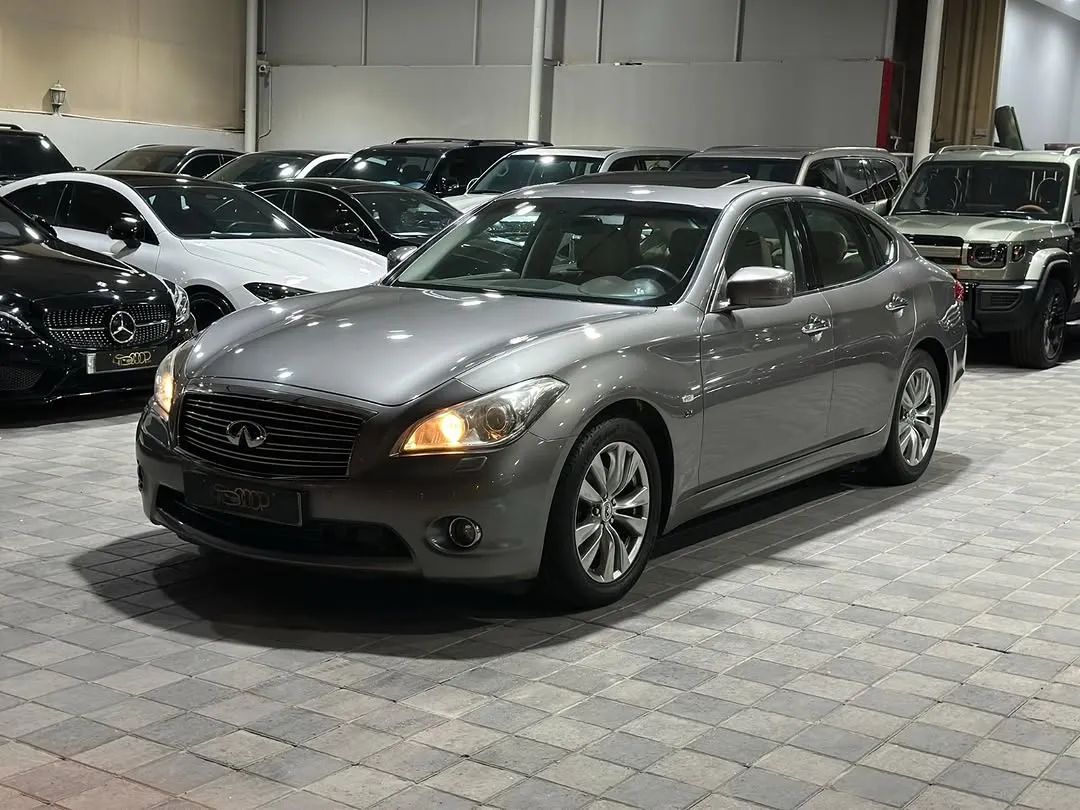 2014 Infiniti Q70 V6