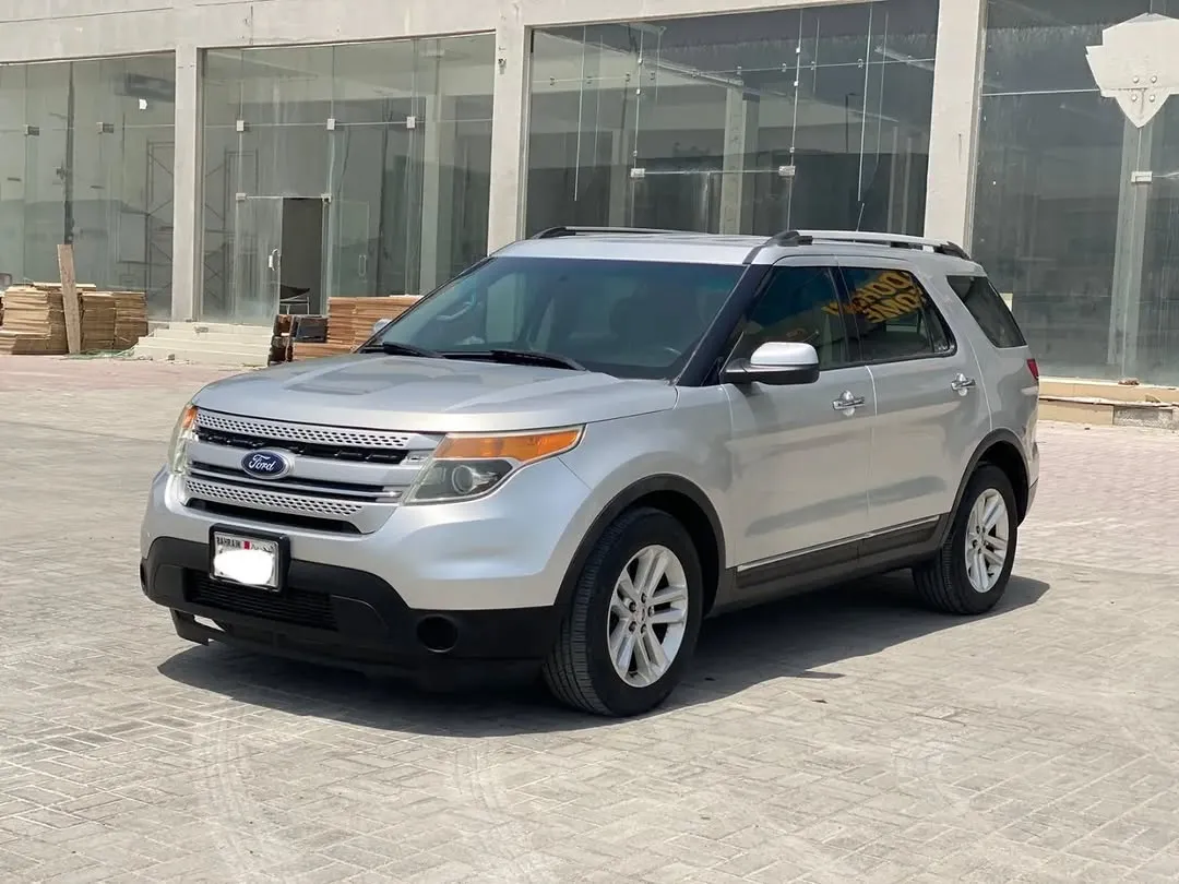 2013 Ford Explorer Mid Option