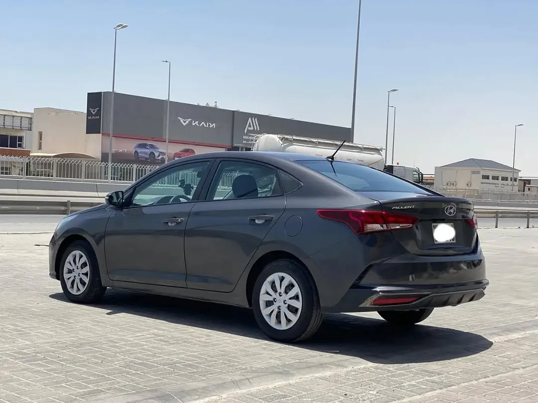 2023 Hyundai Accent Mid Option