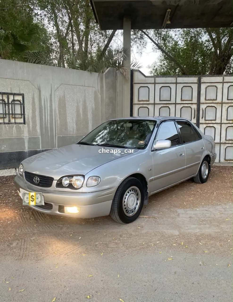 2000 Toyota Corolla