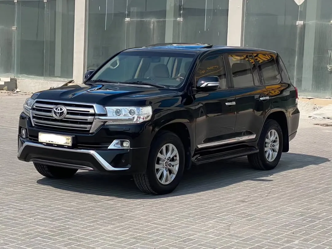 2018 Toyota Land Cruiser GXR