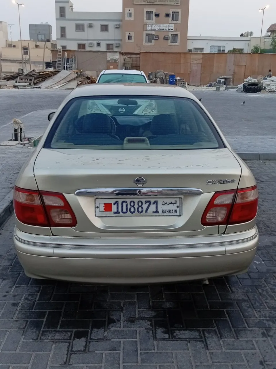 2002 Nissan Sunny