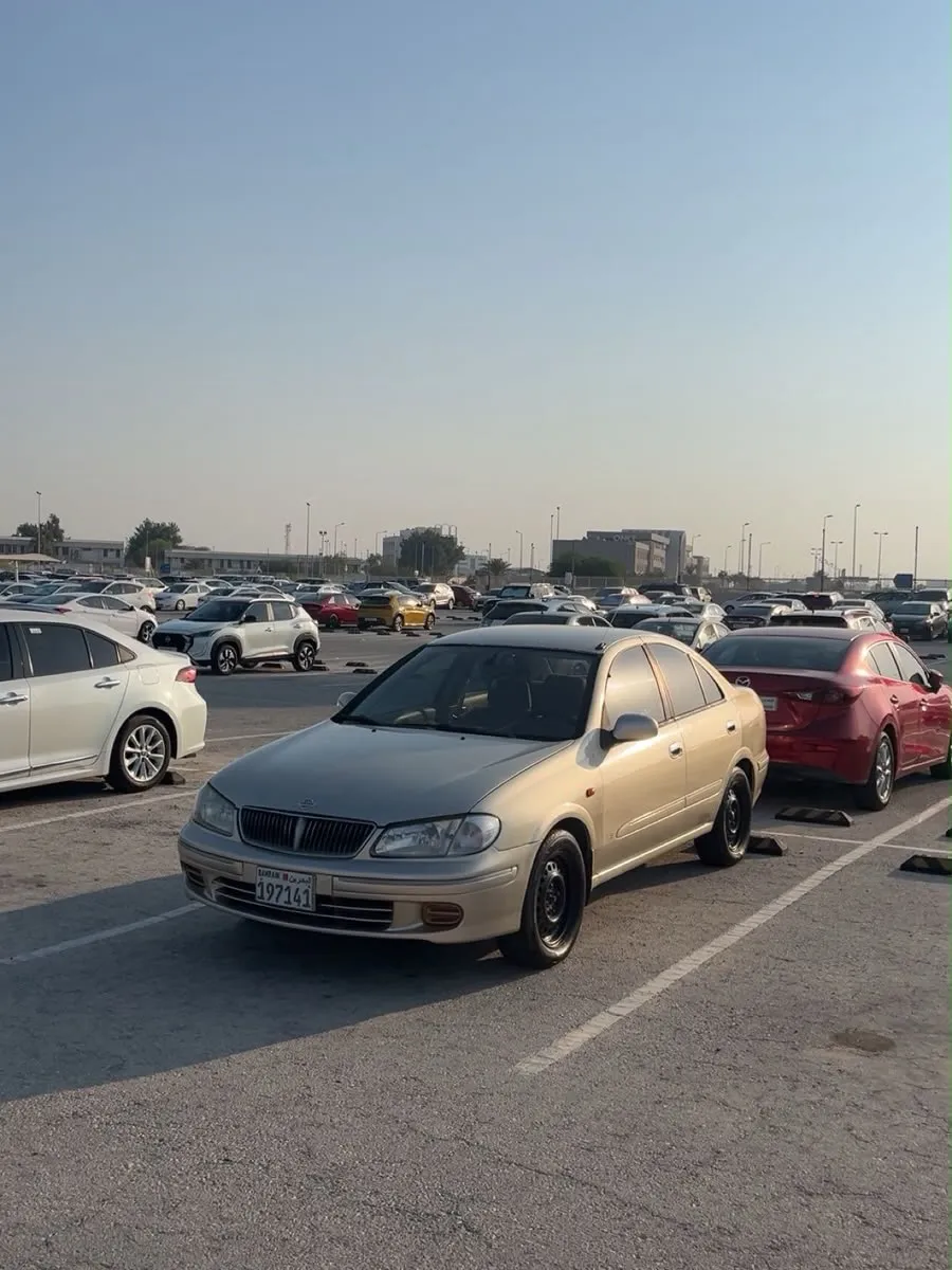 2002 Nissan Sunny