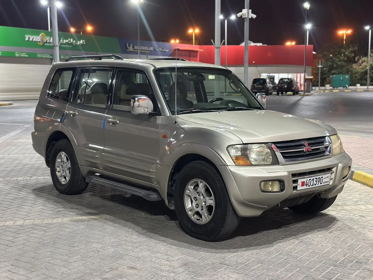 2002 Mitsubishi Pajero