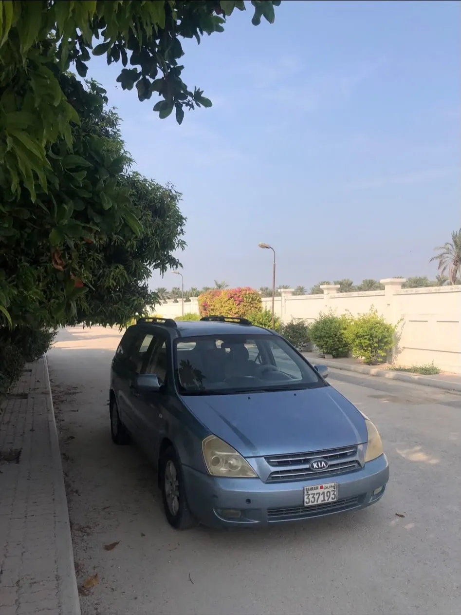 2008 Kia Carnival