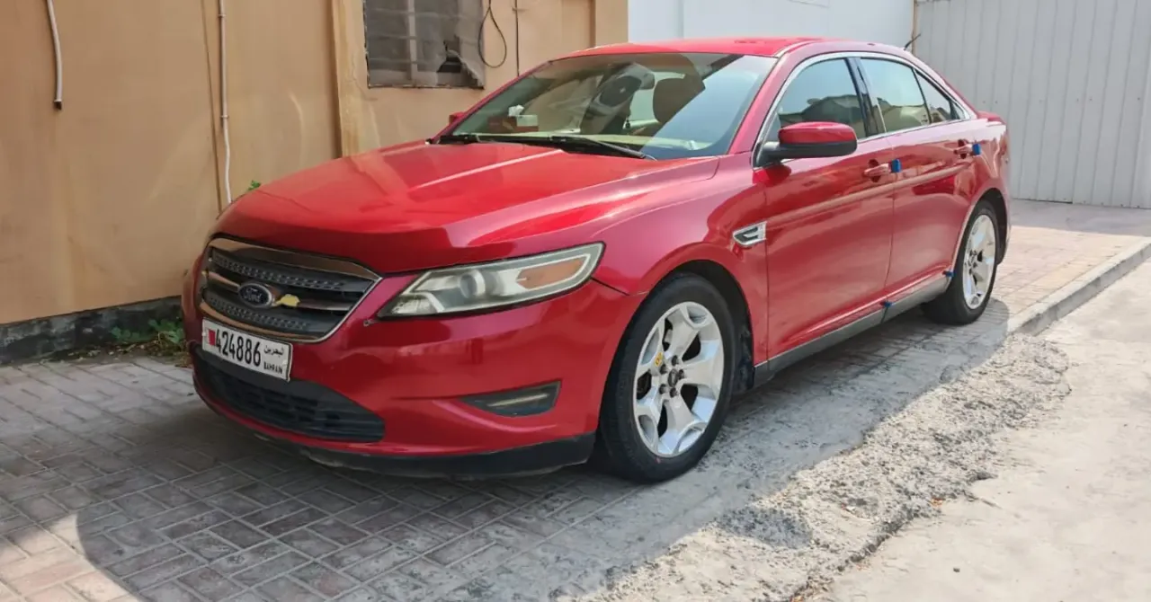 2010 Ford Taurus