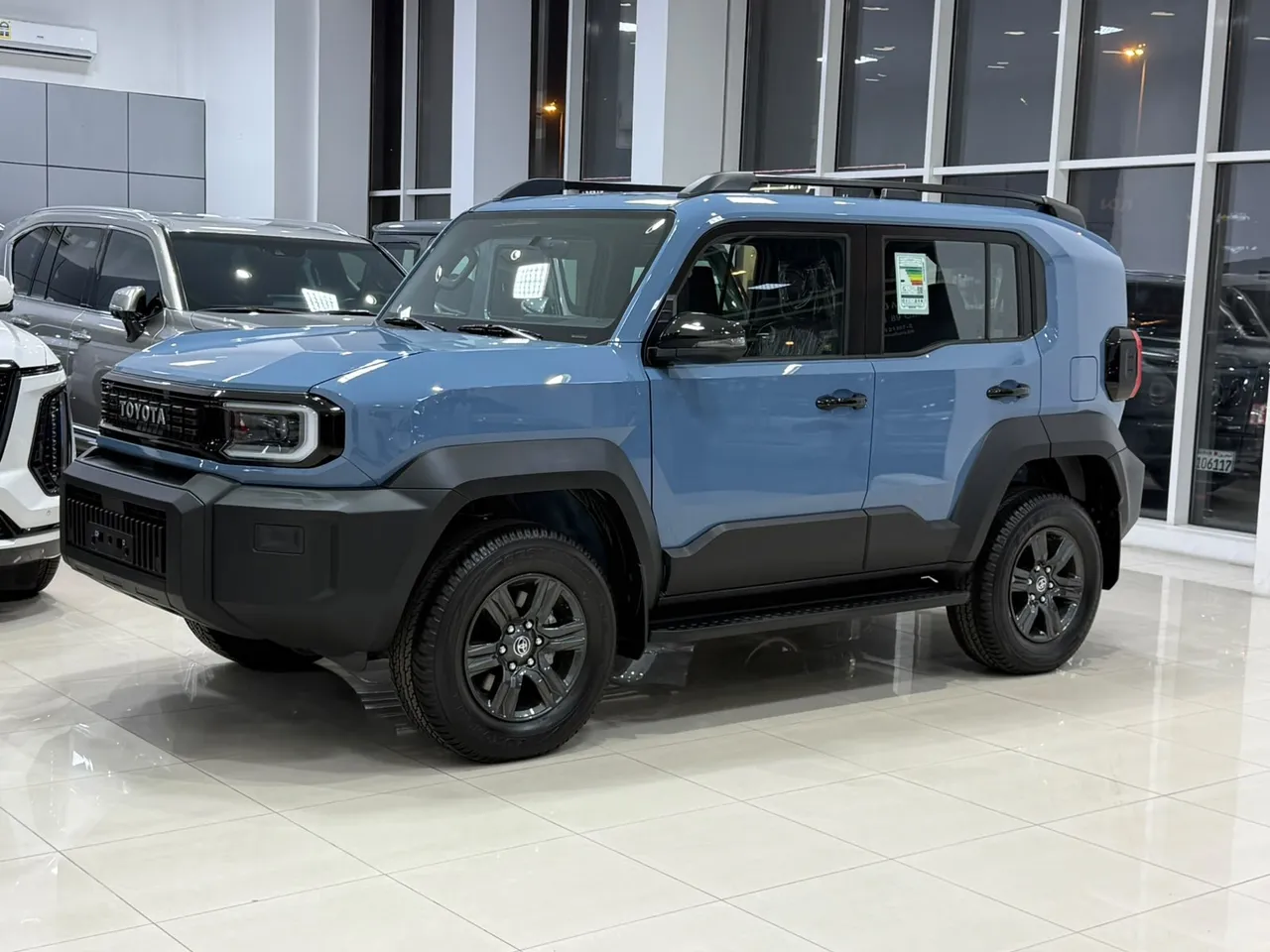 2027 Toyota FJ Mid Option