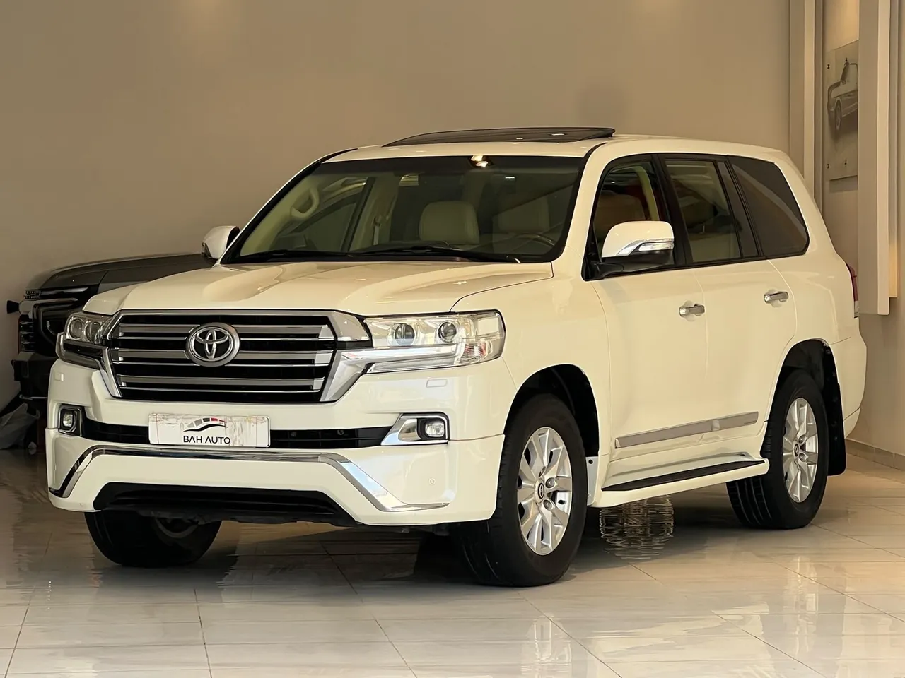 2016 Toyota Land Cruiser GXR