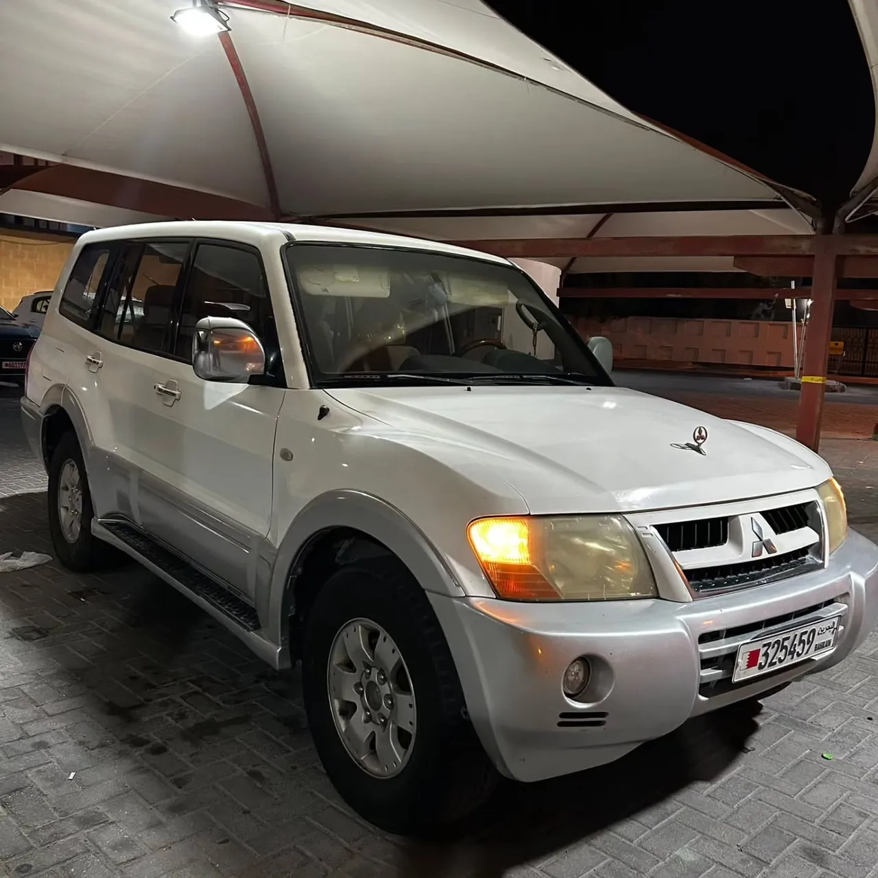 2004 Mitsubishi Pajero