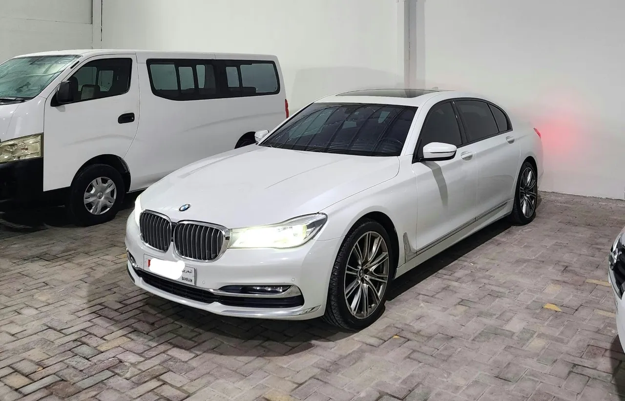 2016 BMW 7 Series 730