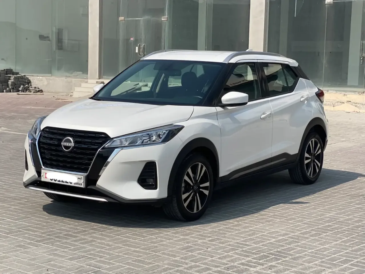 2024 Nissan Kicks Mid Option